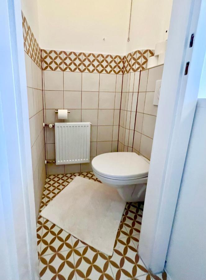 Vintage Design Apartment Wien